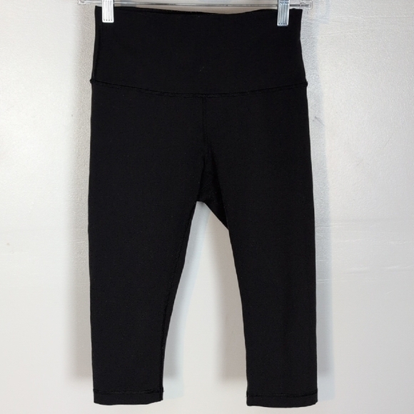 Lululemon Cropped Leggings - Picture 1 of 10